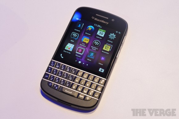 blackberry-q10-hands-on-pics-11_large_verge_medium_landscape