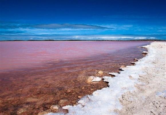 Lake-Retba-Lac-Rose