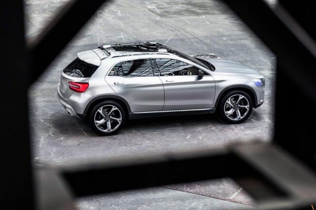 Mercedes-Benz-GLA-462-copy