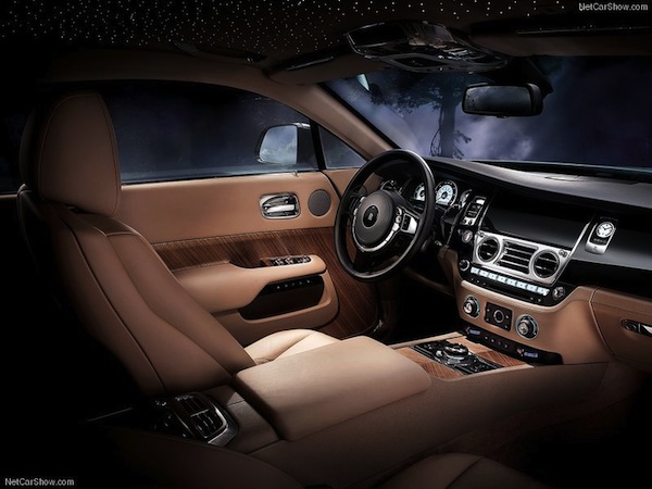 Rolls-Royce-Wraith_2014_800x600_wallpaper_08