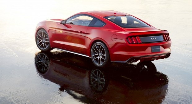 15FordMustang_03_HR-650x355